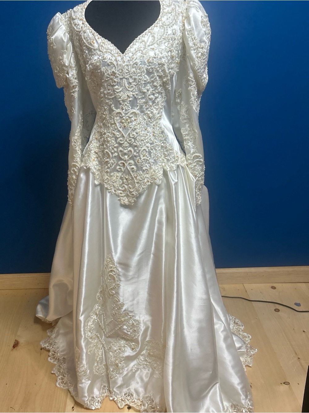 1990s Mon Cherie Ivory Beaded Lace Long Sleeve Dress Wedding dress